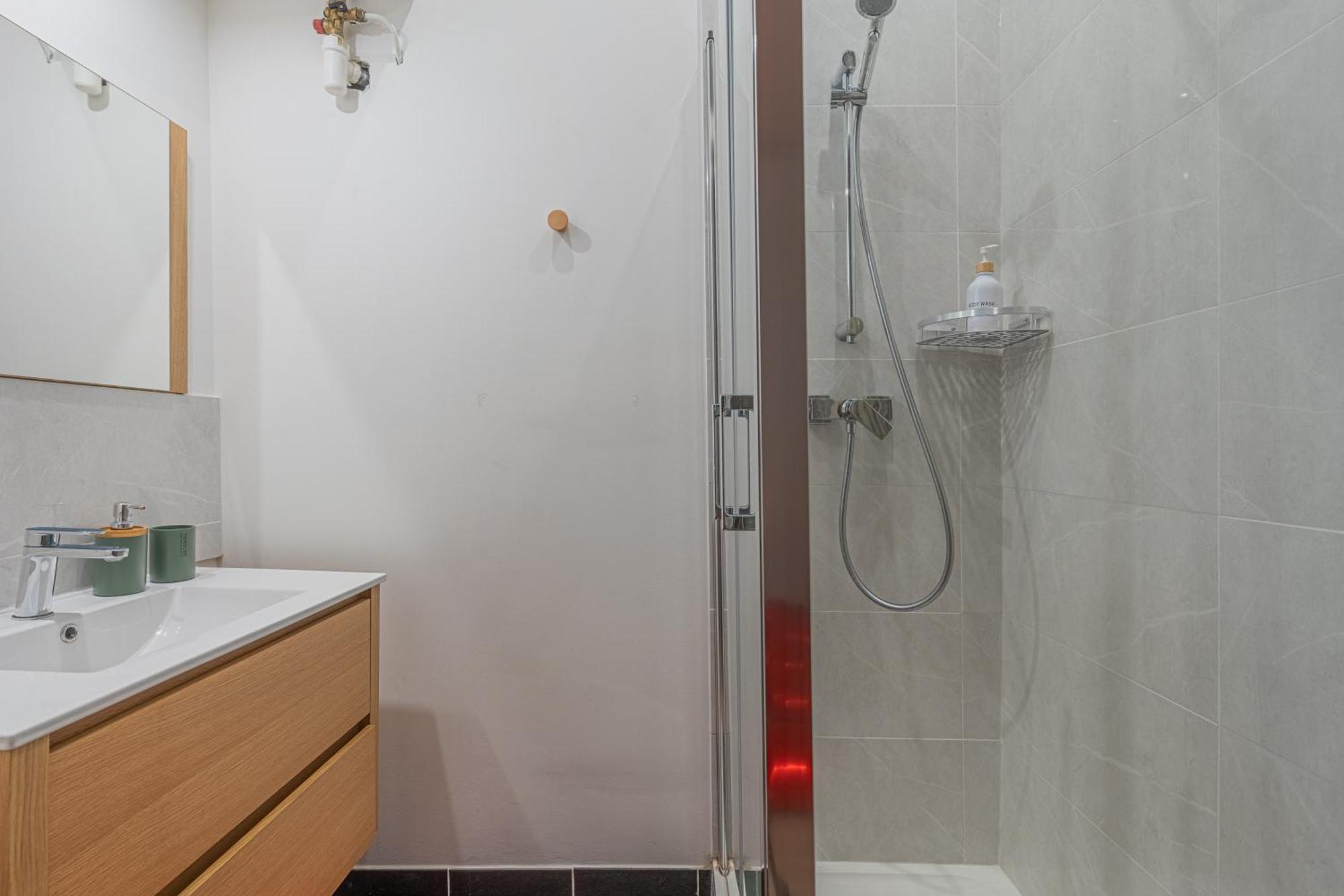Luxury Cinephile - Netflix - 2 Balcons - Garage Prive - Minibar Apartment Grenoble Bagian luar foto